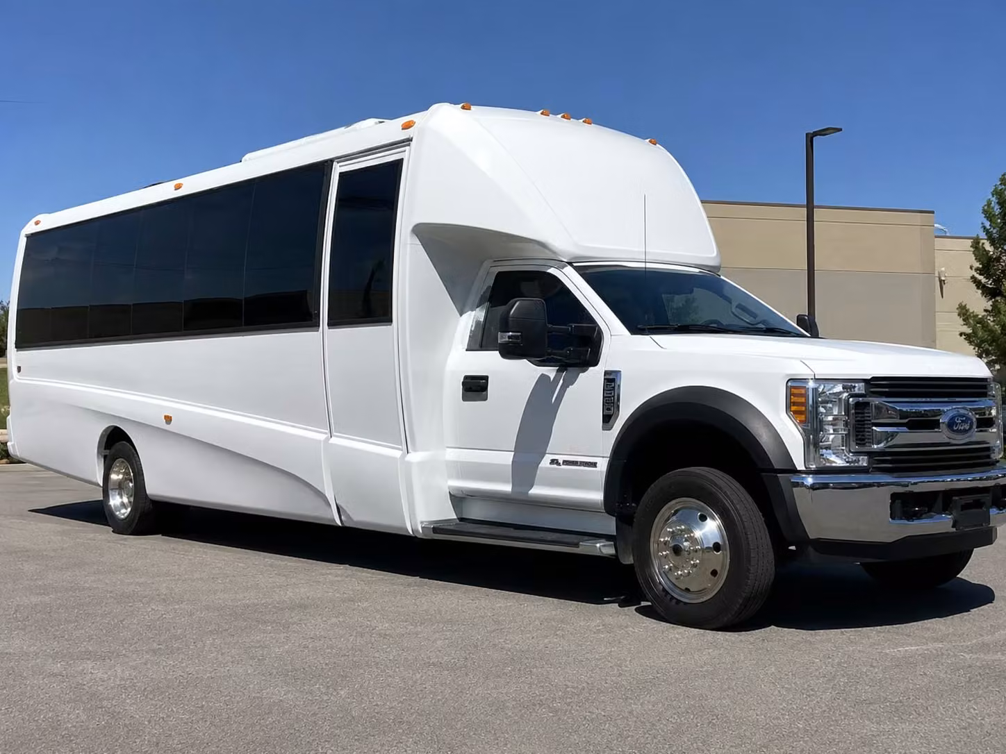 20 passenger minibus