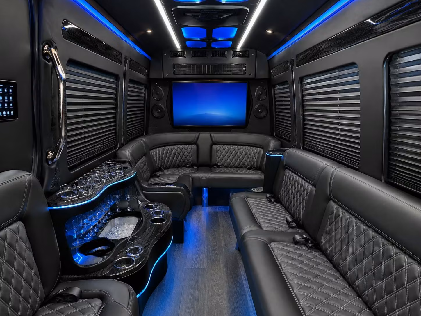 charterbusrentalstpaulmn com makes comparing st paul prom buses simple