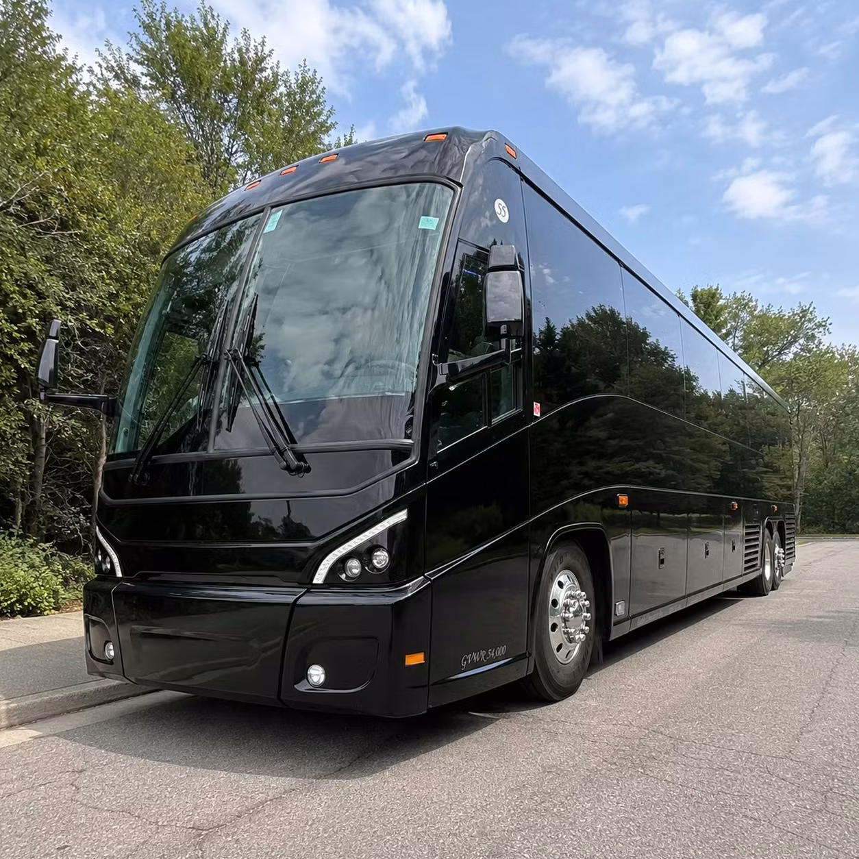 multi day bus rentals for groups exploring the boundary waters and northern minnesota