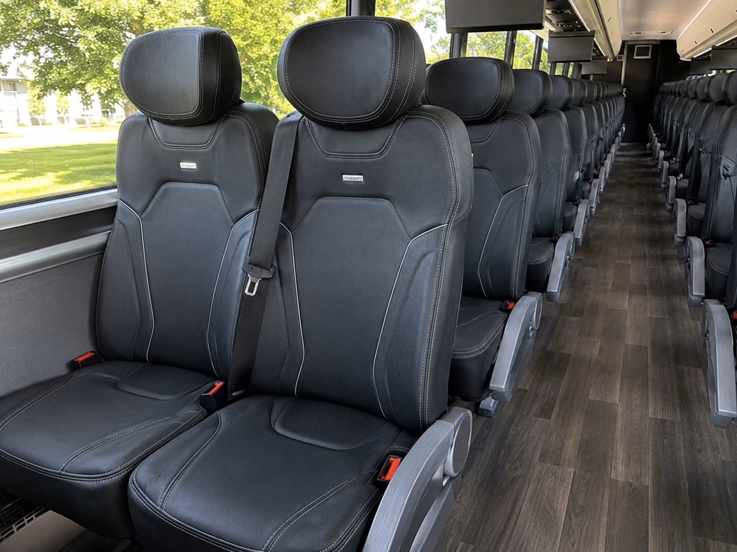 wedding shuttle services transportation in st paul